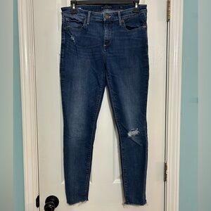 Lucky Brand Dark Blue Distressed Skinny Jeans Size 28